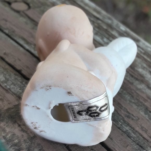 Mini Dollhouse Baby Porcelain Vintage UOGC Taiwan Tiny Bunny Rabbit - Picture 5 of 9